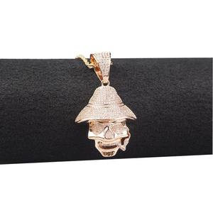 Collier Hip Hop. Pendentif Crâne des Pirates des Caraïbes. Accessoires de rue hip-hop hipster micro-incrustés de moissanite - Product Image 2