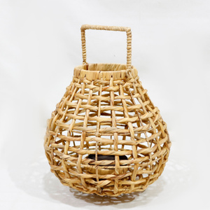 Linterna de Jacinto de Agua Natural para Decoración del Hogar - Tejida a Mano y Ecológica - Product Image 1