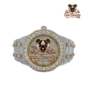 Montre-bracelet en moissanite fabriquée en Inde pour hommes, montre de luxe tendance avec boîtier en acier inoxydable, disponible à la vente - Product Image 1