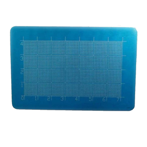 เครื่องมือผ่าตัดศัลยกรรมตกแต่ง SHEEN อลูมิเนียมกริด สีเงินบนพื้นดำ ของ Mahfooz - Product Image 5