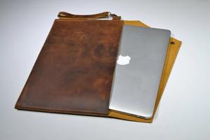 Funda de Piel Auténtica de Alta Calidad con Logotipo Personalizado para Laptop MacBook Air Pro de 13 Pulgadas LS-0299 - Product Image 6