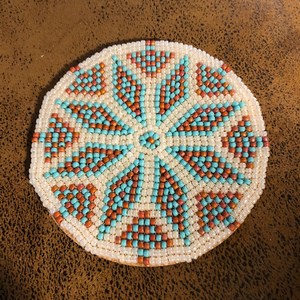 Posavasos con Bordado Floral de Cuentas para Tazas y Vasos, Manteles Individuales Decorativos Hechos a Mano para Comer, Entretener y Regalar - Product Image 2