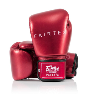 Guantes de Boxeo de Cuero de Primera Calidad Fairtex con Acolchado Extra para Máxima Comodidad y Seguridad, Hechos a Mano por Colfax Sports - Product Image 1