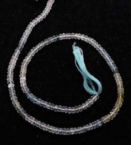 Perles facettées rondes en aquamarine naturelle AAA de 4 mm, perles de pierres précieuses authentiques en aquamarine, perles d'aquamarine pour la fabrication de bijoux - Product Image 1