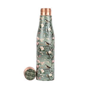 Bouteille d'eau en cuivre gravée par un designer, bouteille en métal faite à la main pour une utilisation promotionnelle et en cadeau - Product Image 1