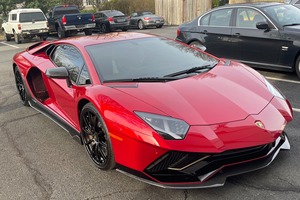 รถยนต์มือสองคุณภาพสูงรุ่นใหม่ล่าสุด ปี 2022 LAMBORGHINI AVENTADOR LP 780-4 ULTIMAE สภาพดี สะอาด พร้อมขาย - Product Image 3