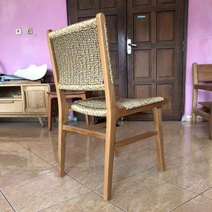 Chaise de salle à manger en bois de teck massif avec corde tressée, qualité commerciale, pour hôtels, restaurants, complexes hôteliers, fabriquée à Jepara, Indonésie, vente en gros - Product Image 4
