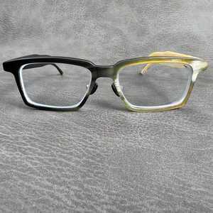Lunettes en corne faites à la main, matériau organique, style artisanal naturel, écologiques, monture en buffle moderne, réglables, Art HASAN CRAFT - Product Image 1