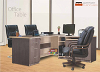 Bureau d'ordinateur de qualité supérieure conçu pour une utilisation sur ordinateur dans un environnement de bureau adapté à un espace de bureau limité