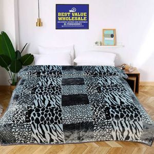 Luxury Polyester Mink Throw Blanket 4.5 KG <b>Super</b> <b>Soft</b> Warm Winter Double Bed Cover Traditional Style for Home and Hotel Use - Product Image 1