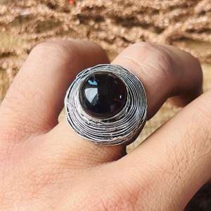 Bague Statement Œil de Tigre pour Homme, Vintage, Géométrique, en Laiton, Finition Argent Oxydé, Design Rond Audacieux, Vente en Gros - Product Image 2