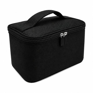 Estuche de viaje para cosméticos, bolsa de almacenamiento portátil con cierre de cremallera mediano y asa suave para uso diario, producto reciclable - Product Image 4