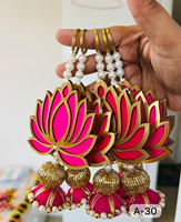 Fleur de lotus suspendue en bois MDF, personnalisable en couleur, faite à la main, légère, pour mariage, remise de diplôme, Halloween, Noël, Haldi