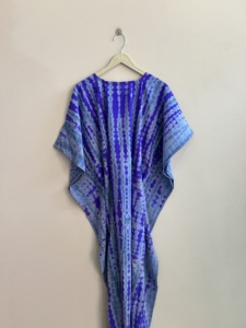 Lot Of Vintage Silk Tie-Dye <b>Kaftan</b> <b>Maxi</b> Casual Dresses in Printed Crepe Silk - Product Image 6