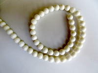 Perles de corail blanc à gros trous, perles rondes lisses de 8 mm en corail blanc, trou de 1 mm, brin de 15 pouces