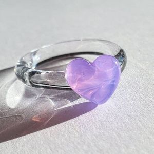 Bagues en résine faites à la main pour femmes, bijoux légers et colorés pour un usage quotidien, des fêtes, des mariages, des festivals et des occasions spéciales - Product Image 5