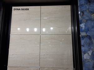 Azulejos de porcelana brillante esmaltada de 60x120cm y 60x60cm, diseño de mármol azul dorado, azulejos vitrificados de alto brillo para suelo y pared, cuerpo vitrificado - Product Image 5