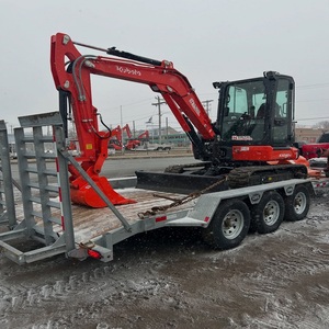 Excavadora compacta Kubota KX040 5 con motor Perkins diseñada para un rendimiento duradero y trabajos de construcción pesada - Product Image 5