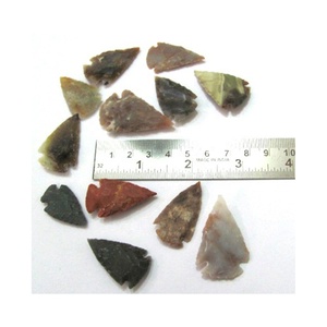 Precio al por mayor, puntas de flecha de ágata antiguas de 1-2 pulgadas, puntas de flecha de ágata india, puntas de flecha, artesanías de cristal de la India - Product Image 1