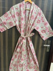 Bata Kimono de Algodón Rosa Floral para Mujer, Hecha a Mano, con Estampado Digital, Cuello en V, Cierre con Cordón, Transpirable, para Spa - Product Image 1