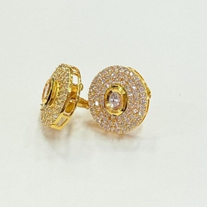 ต่างหูทองเหลืองทรงกลมแบบ Polki ของขวัญวันครบรอบสำหรับผู้หญิง - Product Image 2