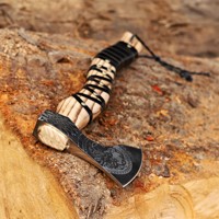 Hache Viking en Acier à Haute Teneur en Carbone Forgée à la Main, Manche en Bois de Frêne Personnalisé OEM, Hachette à Barbe avec Étui en Cuir, Hache de Camping et de Bushcraft