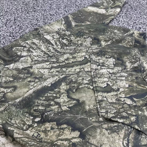 เสื้อฮู้ดดี้คุณภาพสูงแบบซับลิเมชั่น ผลิตในปากีสถาน รับทำโลโก้ตามสั่งสำหรับผู้ชาย ในราคาขายส่ง - Product Image 5