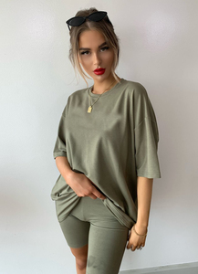 Conjunto de Camiseta Oversize Verde Oliva para Mujer con Shorts de Ciclista a Juego, Estilo Casual, Holgado, Color Sólido, Transpirable, para Verano - Product Image 2