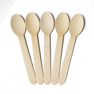 Cuillère en bois jetable biodégradable vietnamienne 100% 160mm pour couverts de fêtes - Product Image 1