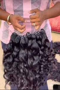 Extensiones de cabello humano rizado Natural de alta calidad Paquetes vírgenes sin procesar Grueso Brillante Suave Doble trama Premium al por mayor - Product Image 4