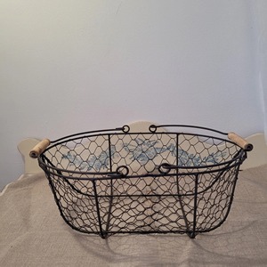 Black <b>Wire</b> <b>Basket</b> Fruit Harvesting <b>Basket</b> For Garden Produce Durable And Long Lasting Metal Construction Easy To Carry And Clean - Product Image 3