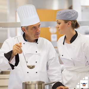 Sombreros de Chef blancos Le Toque de estilo europeo, paquete de 50 gorros de cabeza plisados ligeros desechables de 9 \ "de alto para servicio de comida rápida de cocina - Product Image 5