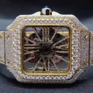 Montre à quartz de luxe pour homme, boîtier carré, accents en moissanite et diamants, verre saphir, cadran analogique 28 mm - Product Image 1
