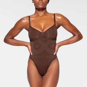 Vente en gros de bodys sans manches pour femmes, col carré, en coton extensible, basique, de haute qualité - Product Image 2