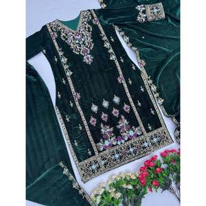 Beau haut et bas en velours pour femmes avec ensemble élégant Dupatta - Product Image 6