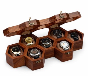Boîte à montres et bijoux en bois artisanale à 7 emplacements pour hommes, présentoir vintage en nid d'abeille avec bois de rose indien et coussins en velours - Product Image 4