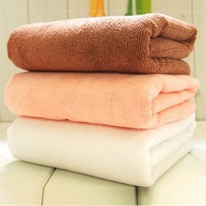 Serviette de Bain Premium Coréenne 70x125cm Grande Serviette de Douche en Microfibre Douce et Absorbante pour la Plage - Product Image 1