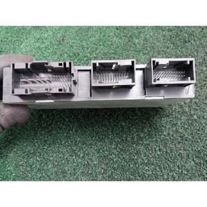 ECU และโมดูลคอมพิวเตอร์มือสองสำหรับรถยนต์ซีรีส์ 7 รุ่น 61359299333 - Product Image 3
