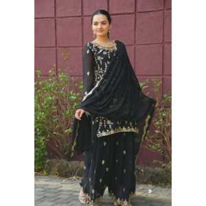 Costume de designer XL Sharara avec broderie séquentielle - Product Image 4