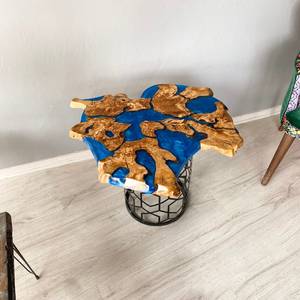 Mesa de Centro Personalizable Pintada a Mano con Resina Turquesa y Borde Natural Emerald Lagoon, Ecológica - Product Image 2