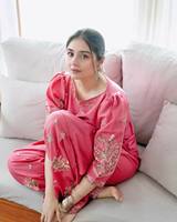 Ensemble Kurta rose brodé pour femmes avec pantalon palazzo, coupe ample, tenue traditionnelle indienne et pakistanaise, toutes saisons