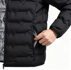Chaqueta Bomber Negra de Lona para Hombre, con Capucha, Cierre de Cremallera, Transpirable, Resistente al Viento, con Relleno de Poliéster, para Uso Casual en Invierno - Product Image 4