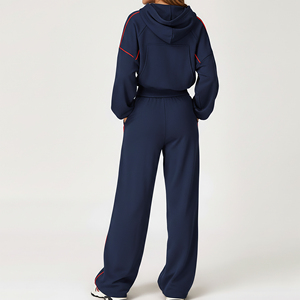 ชุดเซ็ตผู้หญิง OEM พิมพ์ลาย DTG ผ้าฝ้ายเฟรนช์เทอร์รี่ เสื้อฮู้ดซิปและกางเกงจ็อกเกอร์ ชุดลำลองเข้าชุด ไซส์พลัส - Product Image 2