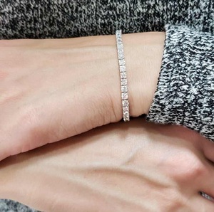 Elegante Pulsera de Diamantes Cultivados en Laboratorio con Corte Ovalado de 5.50Ct en Oro Blanco de 18K para Mujer, Chapada en Rodio, Certificada por IGI, Joyería de Lujo - Product Image 3