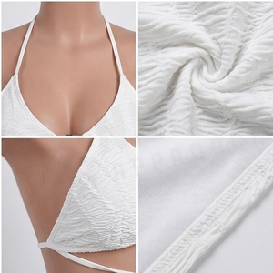 Ensemble de yoga 2 pièces imprimé papillon bleu avec finition dorée, body à col en V profond et jupe portefeuille longueur genou - Product Image 4