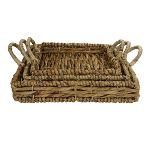 Panier de rangement de luxe en jonc de mer écologique pour la préparation de la literie des invités et les taies d'oreiller supplémentaires - Product Image 1