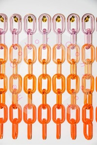 Chaîne murale décorative moderne en résine colorée, faite à la main, pièce d'art design pour la maison, l'hôtel, la villa, la décoration du Ramadan et de Diwali - Product Image 1