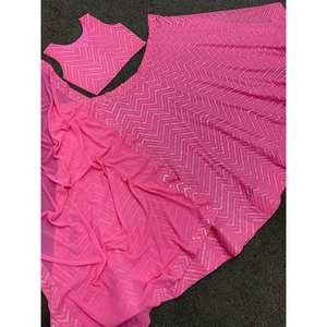 DHK Hermoso Lehenga Choli Rosa Bordado, Traje de Fiesta con Lentejuelas, Talla M para Vestimenta Festiva - Product Image 5