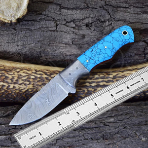Couteau de chasse artisanal en acier Damas avec manche en résine turquoise bleue, lame fixe pleine longueur, couteau de camping d'extérieur - Product Image 1