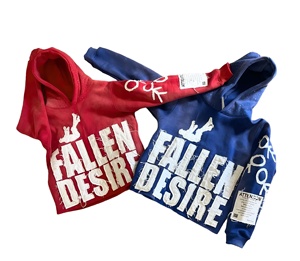 เสื้อฮู้ดดี้ผู้ชายลายกราฟิก Fallen Desire แต่งดีเทลขาดๆ แบบ Oversize สไตล์สตรีทแวร์ โดดเด่น ทันสมัย ผ้าฝ้ายพรีเมียม ทรงพอดีตัว - Product Image 3